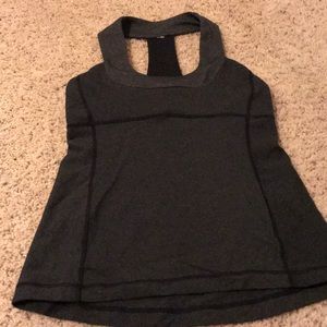 Lululemon workout tank.